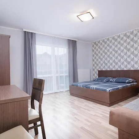 Super Tom Habitación en casa particular